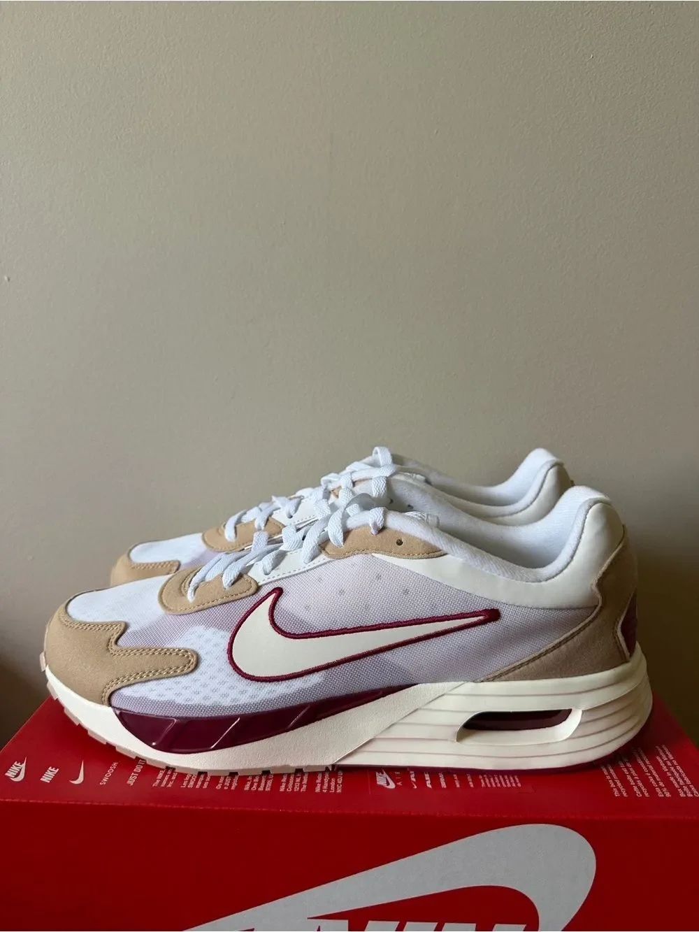 Nike Air Max Solo Noble Red DX3666-101 Men’s Size 7.5